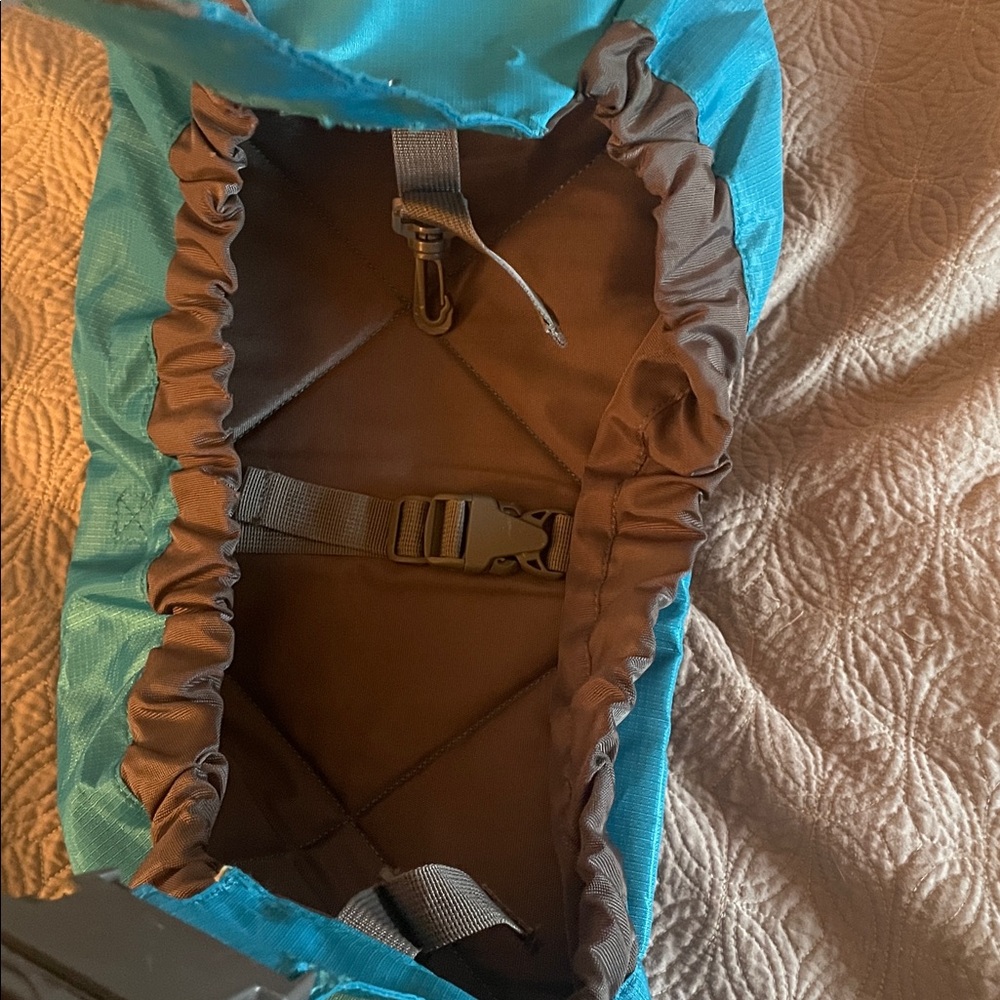 Outward Hound Dog Sling Dog Carrier - Picture 2 of 4